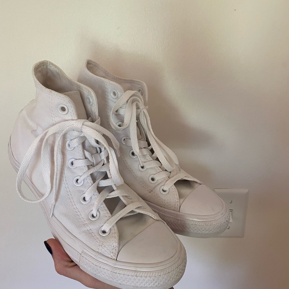 Converse Chuck Taylor Allstar Canvas in white monochrome
